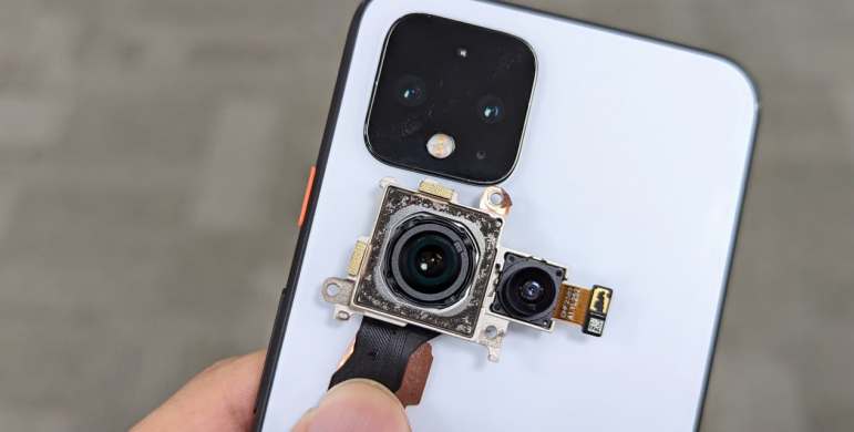 сензора на камерата при Xiaomi 12 Pro