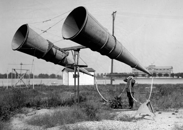 Подслушващо устройство от далечната 1921 г.