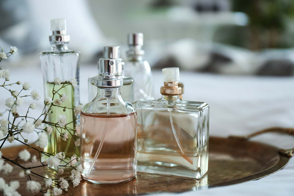 Как да изберем правилния парфюм Версаче - проучване